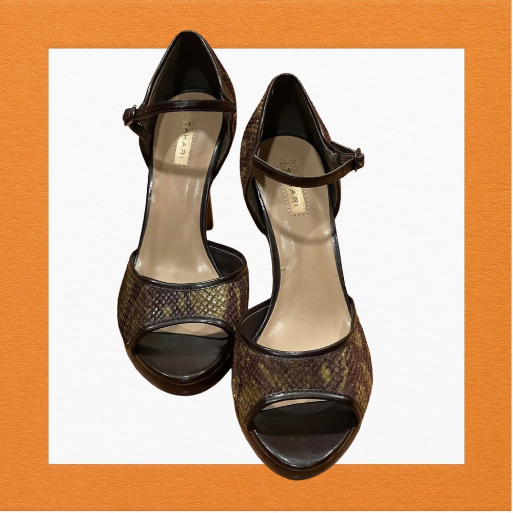 Tahari Snakeskin heels “Masha” ~ Size 8